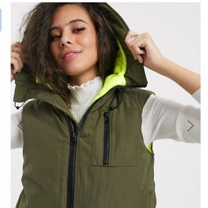 ASOS - Petite hooded contrast vest jacket in neon